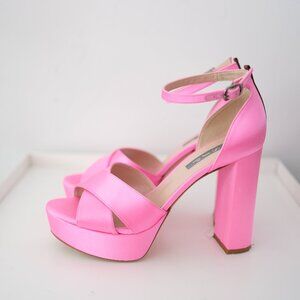 SJP BY SARAH JESSICA PARKER GINGER SAMPLE SIZE 38.5